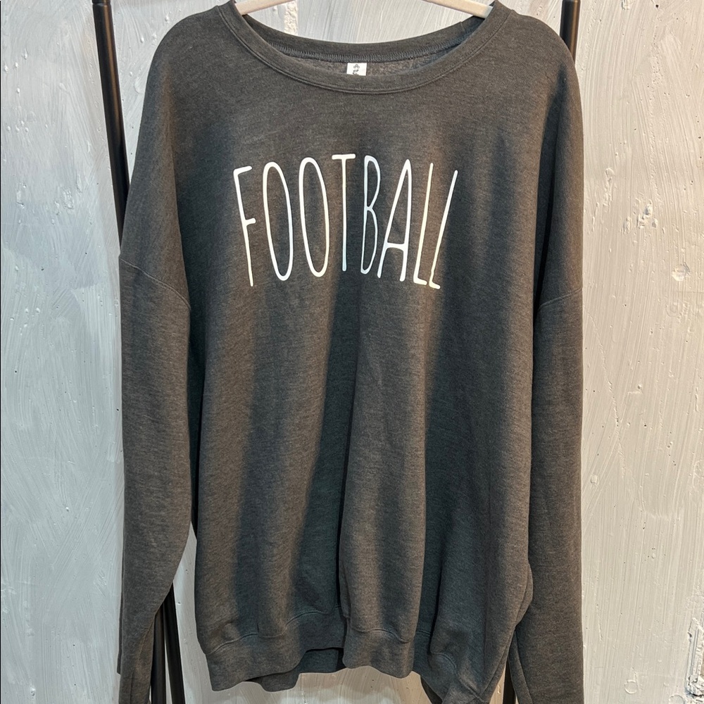 Women’s plus size XXXL Gray graphic sweatshirt FOOTBALL